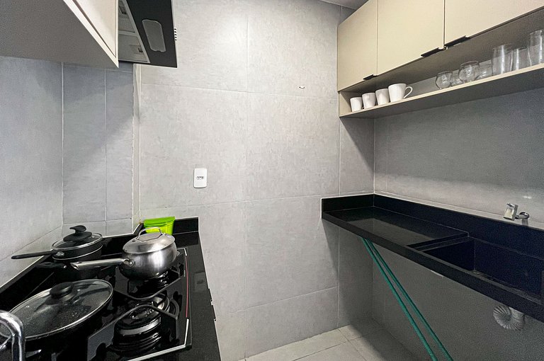 Flat Bessa Garagem Piscina 3 pessoas 150m Praia