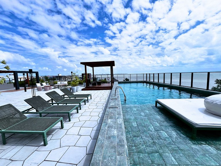 Get Sense Cobertura Premium Vista Mar com Piscina